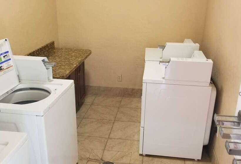 ホテル Best Western Plus Greenwell Inn