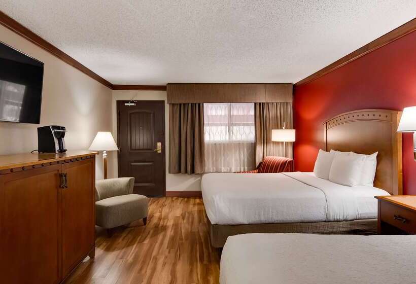 هتل Best Western Plus Greenwell Inn