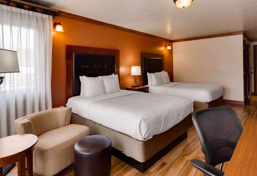 هتل Best Western Plus Greenwell Inn