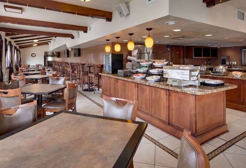 ホテル Best Western Plus Greenwell Inn