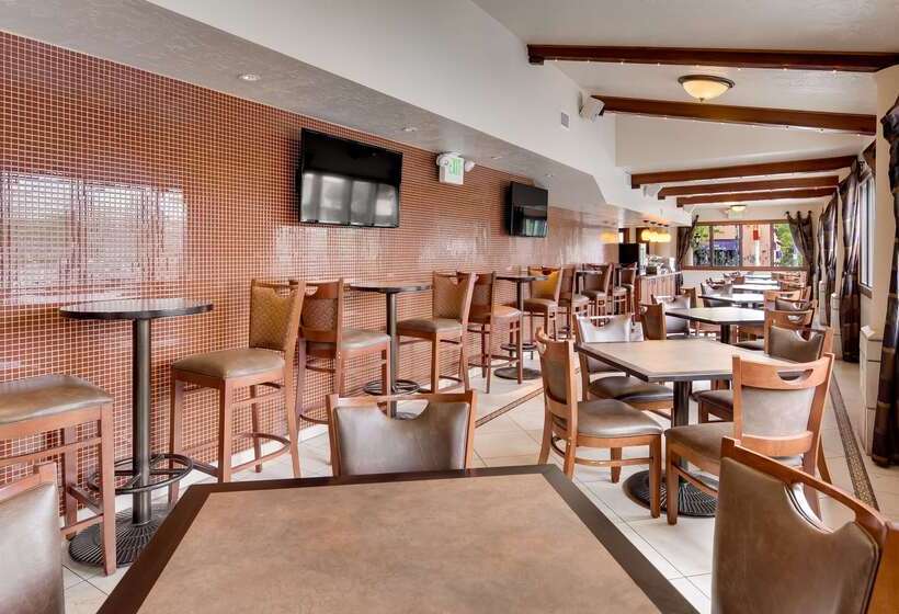 ホテル Best Western Plus Greenwell Inn