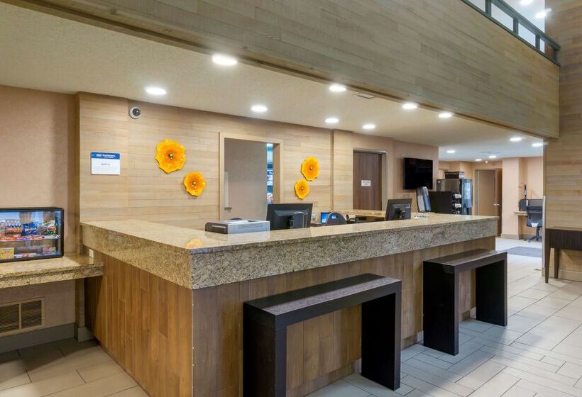 Best Western Plus Oak Harbor Hotel And Conference Center