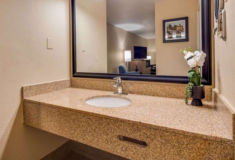 호텔 Best Western Plus Heritage Inn