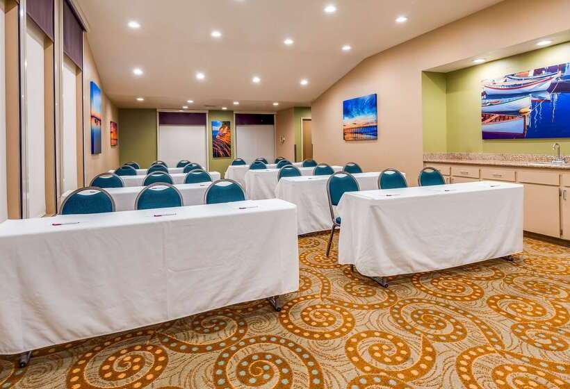 호텔 Best Western Plus Heritage Inn