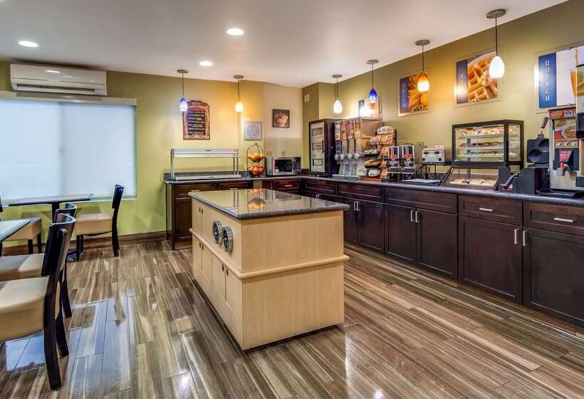 호텔 Best Western Plus Heritage Inn