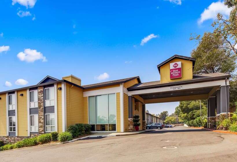 호텔 Best Western Plus Heritage Inn