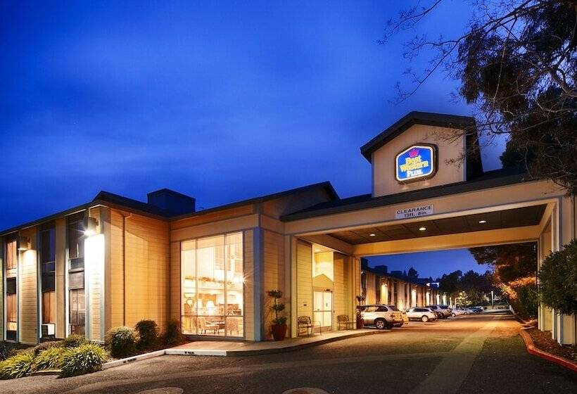 호텔 Best Western Plus Heritage Inn