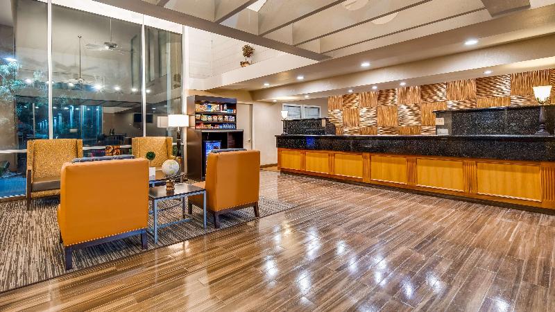 호텔 Best Western Plus Heritage Inn