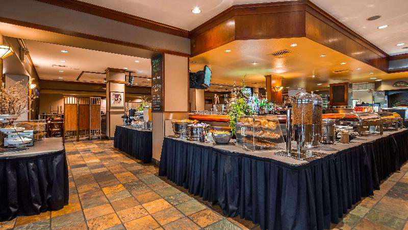 فندق Best Western Plus Hilltop Inn