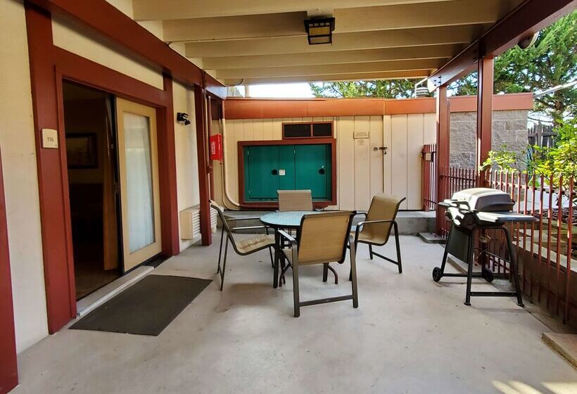 호텔 Best Western Plus Humboldt House Inn