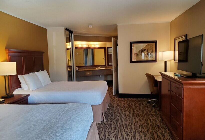 호텔 Best Western Plus Humboldt House Inn