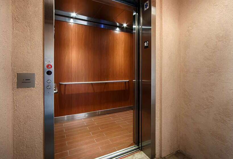 호텔 Best Western Plus Humboldt House Inn