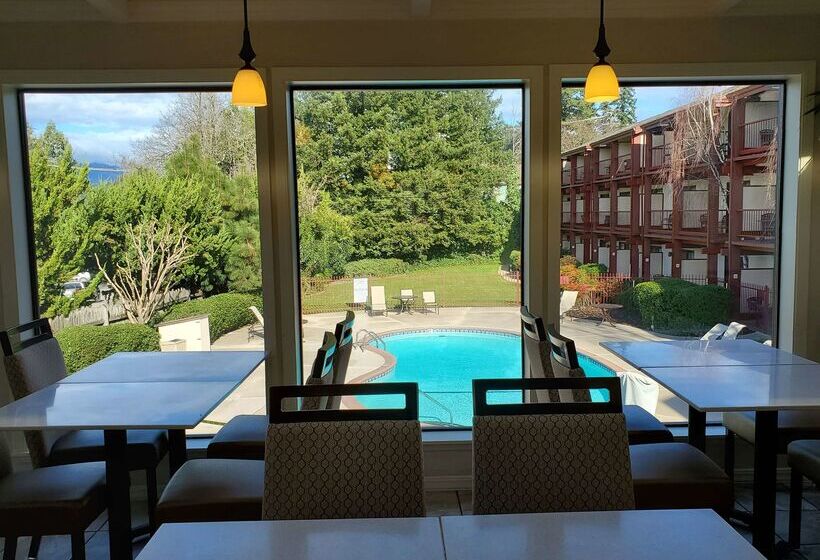 호텔 Best Western Plus Humboldt House Inn