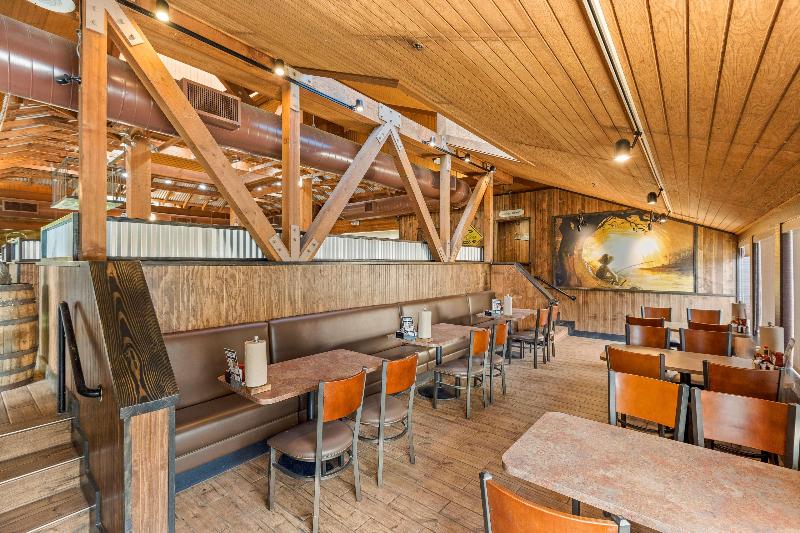 Отель Best Western Plus Inn At The Vines