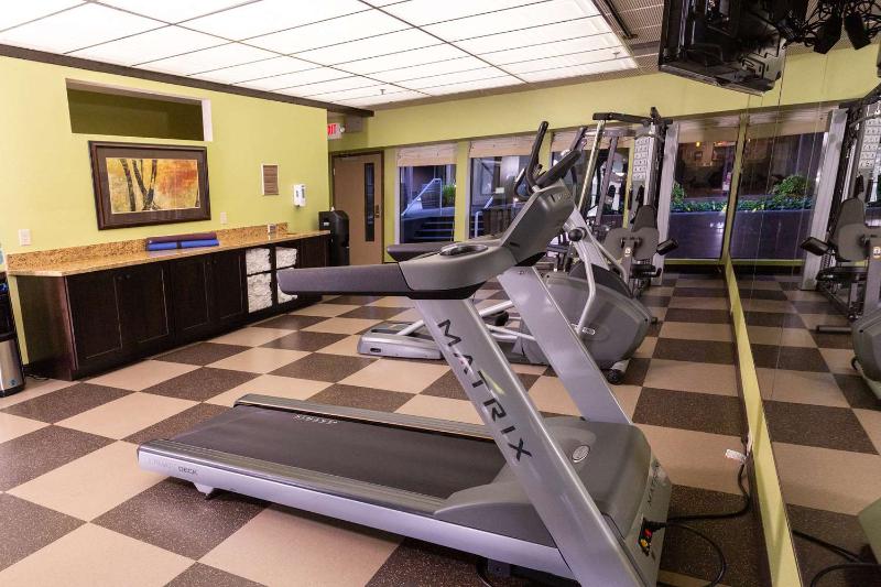 Отель Best Western Plus Inn At The Vines