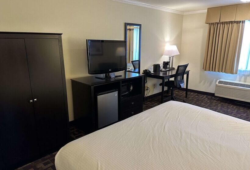 בית מלון כפרי Best Western Plus Inn Of Hayward