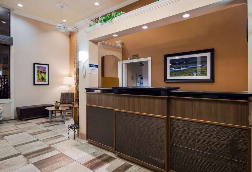 בית מלון כפרי Best Western Plus Inn Of Hayward