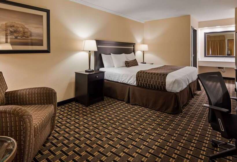 בית מלון כפרי Best Western Plus Inn Of Hayward