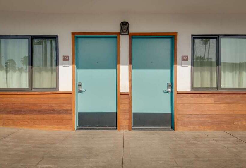 ホテル Best Western At Ventura Pier