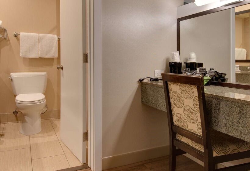 ホテル Best Western At Ventura Pier