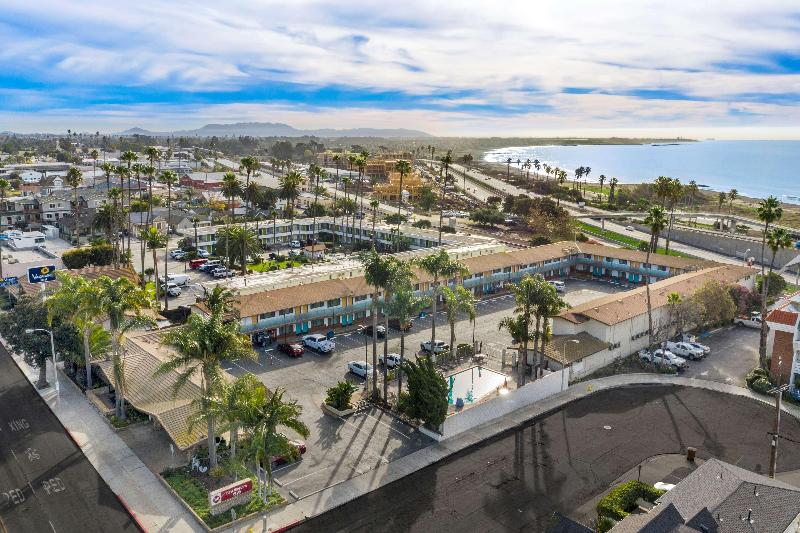 ホテル Best Western At Ventura Pier