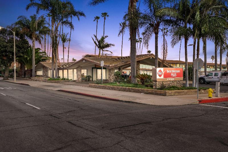 ホテル Best Western At Ventura Pier