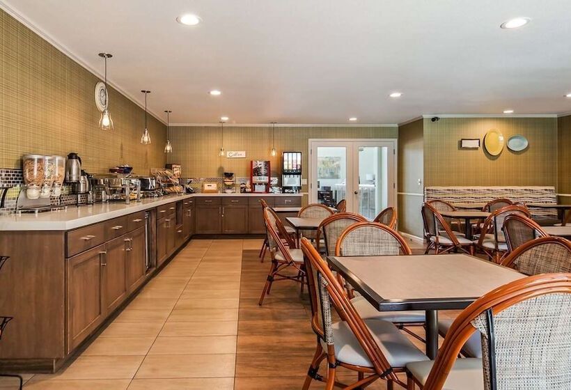 호텔 Best Western Plus Inn Scotts Valley