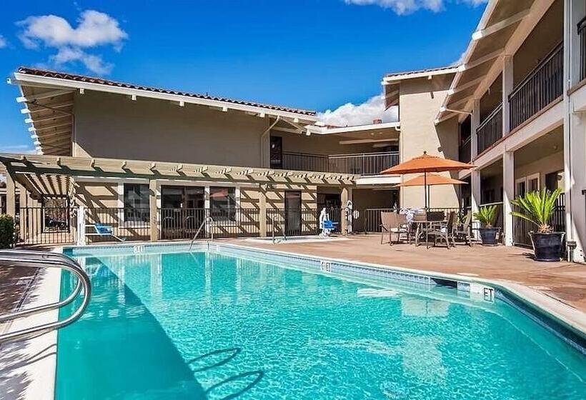 호텔 Best Western Plus Inn Scotts Valley