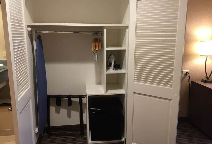 호텔 Best Western Plus Inn Scotts Valley