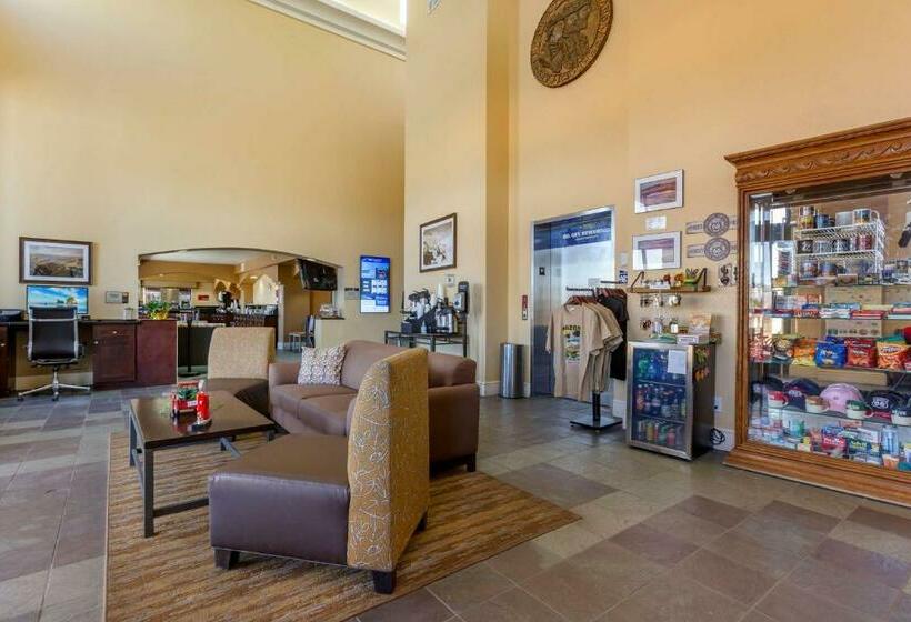 هتل Best Western Plus Kings Inn And Suites