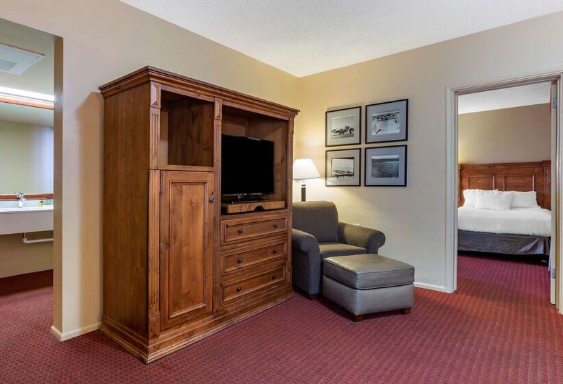 هتل Best Western Plus Kings Inn And Suites