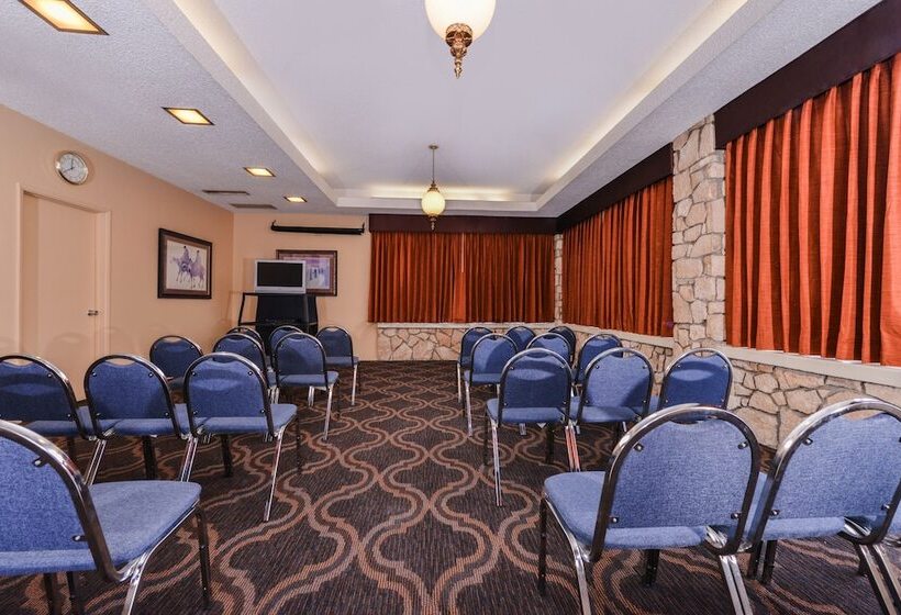 فندق Best Western Plus Kings Inn And Suites