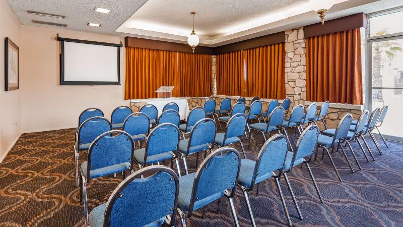 فندق Best Western Plus Kings Inn And Suites