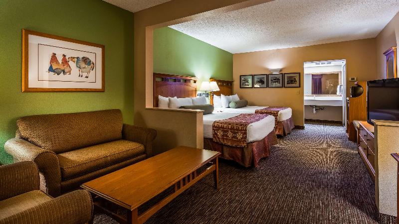 هتل Best Western Plus Kings Inn And Suites