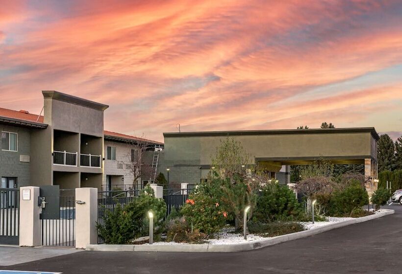 فندق Best Western Plus Lake Front