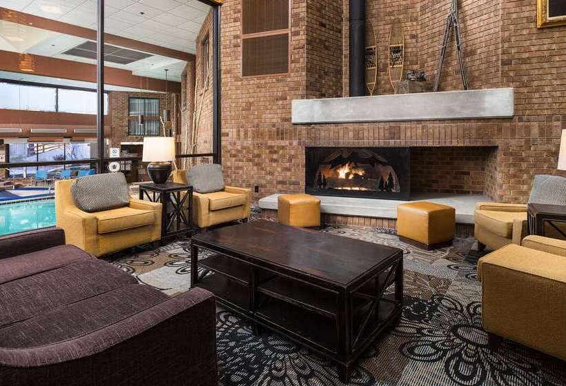 בית מלון כפרי Best Western Plus Landmark Inn