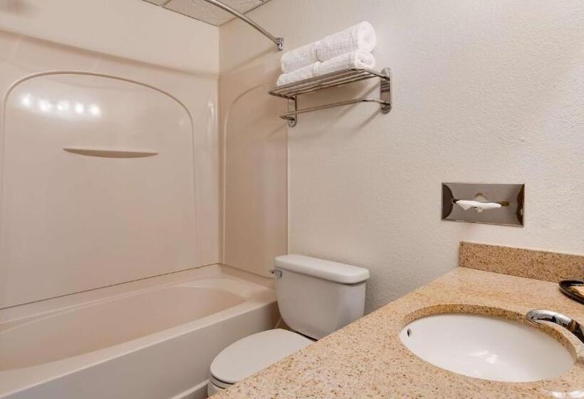 Best Western Plus Longbranch Hotel & Convention Center