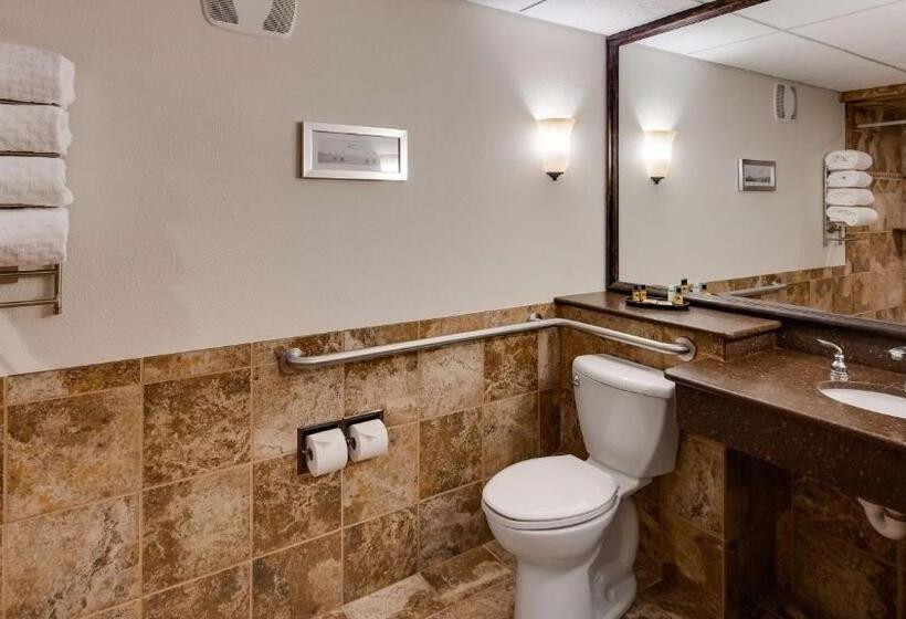 Best Western Plus Longbranch Hotel & Convention Center