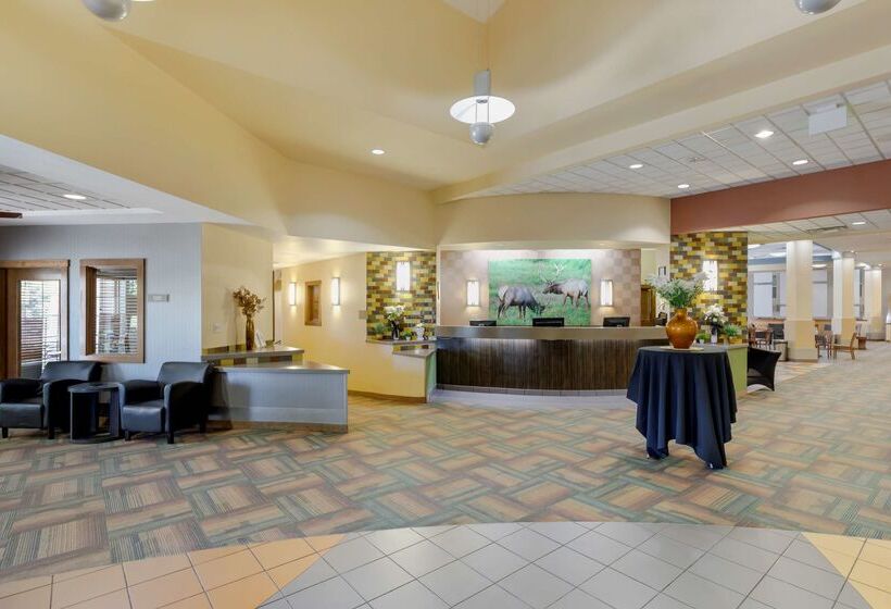 هتل Best Western Plus Loveland Inn