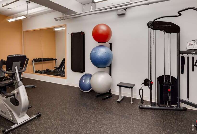 فندق Best Western Plus Morristown Inn