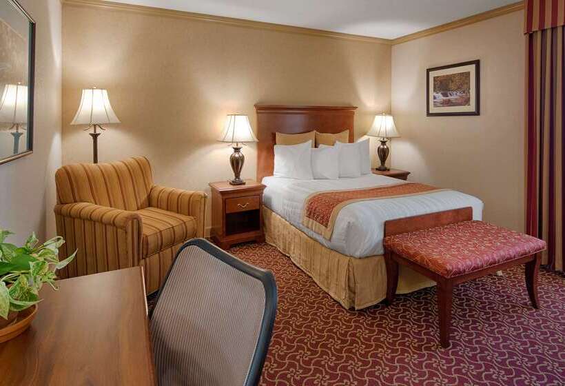 فندق Best Western Plus Morristown Inn