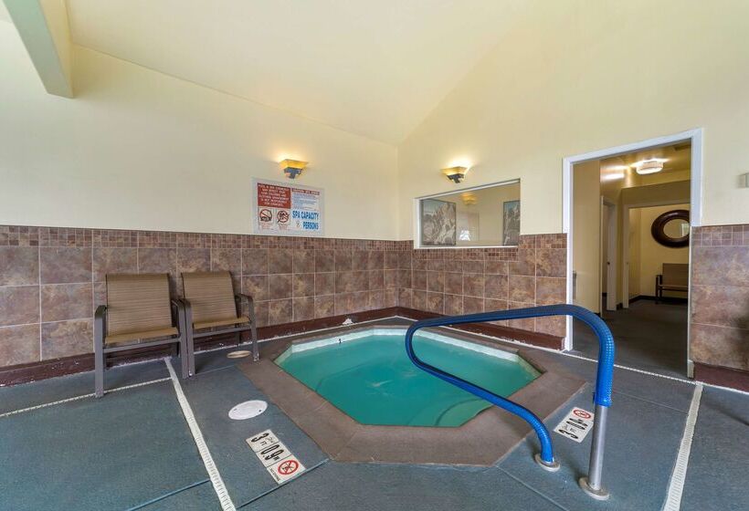 فندق Best Western Plus Northwoods Inn