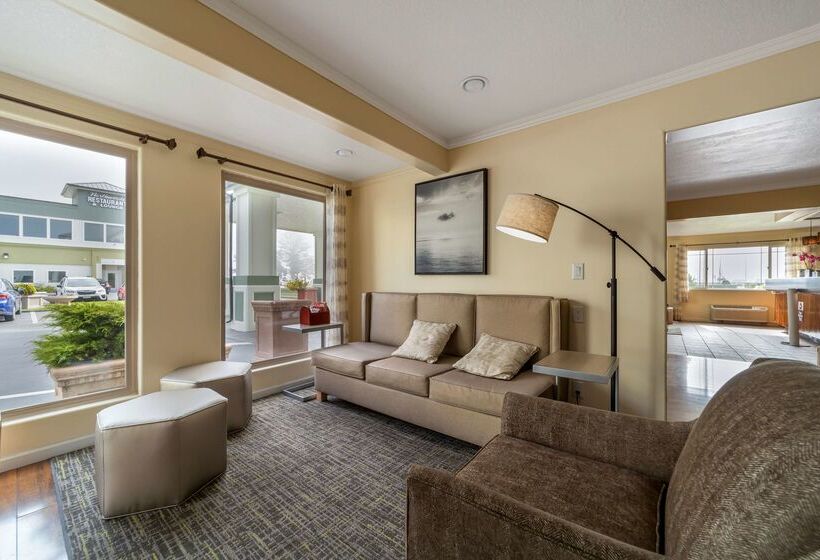 فندق Best Western Plus Northwoods Inn