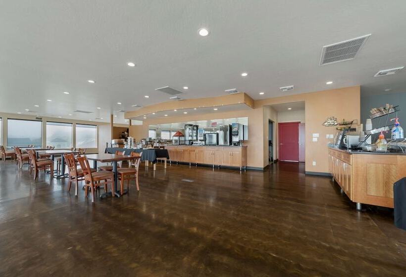 فندق Best Western Plus Northwoods Inn