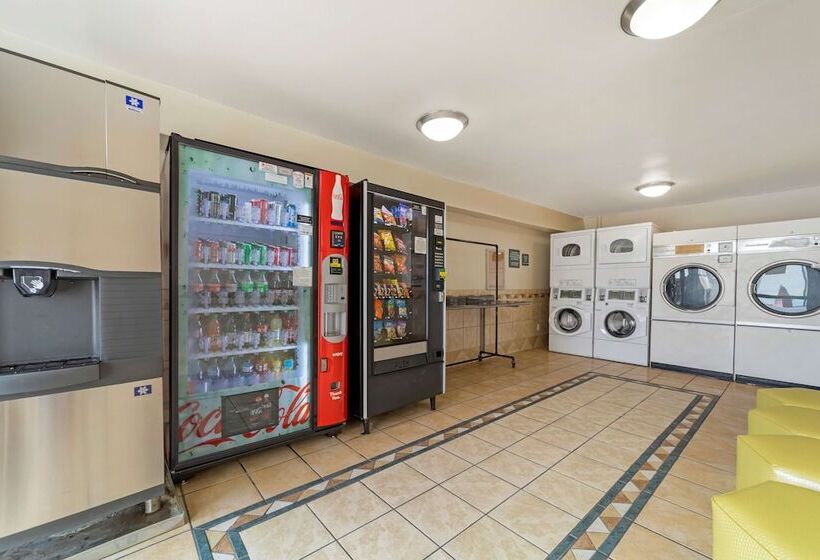 فندق Best Western Plus Northwoods Inn