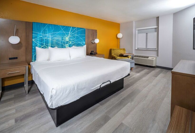 ホテル Best Western Plus Raleigh Crabtree Valley