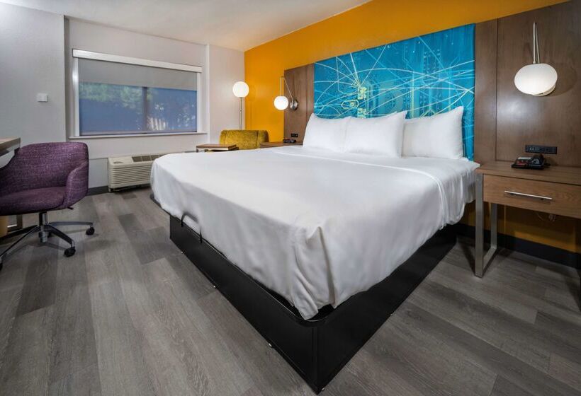 ホテル Best Western Plus Raleigh Crabtree Valley