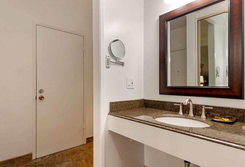 בית מלון כפרי Best Western Plus Santa Barbara