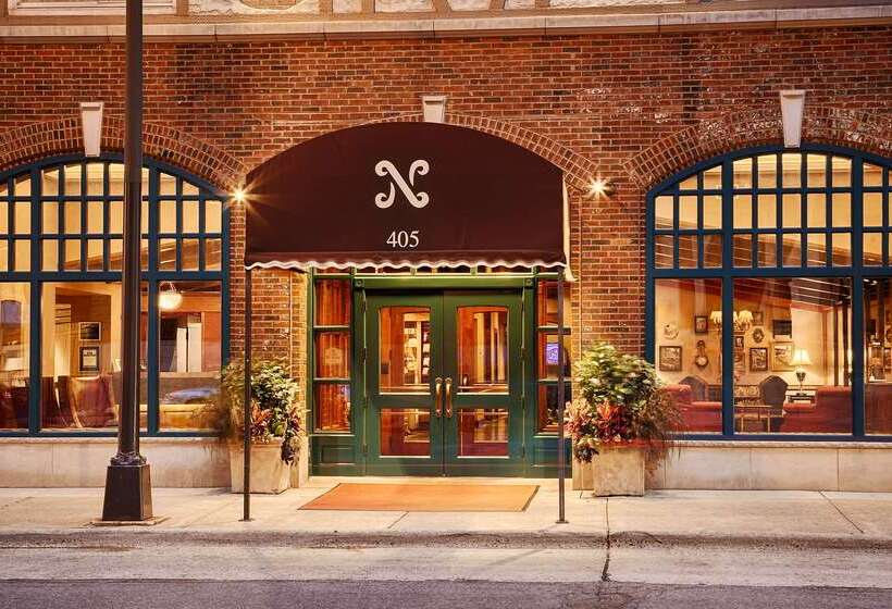 호텔 Best Western Plus The Normandy Inn & Suites