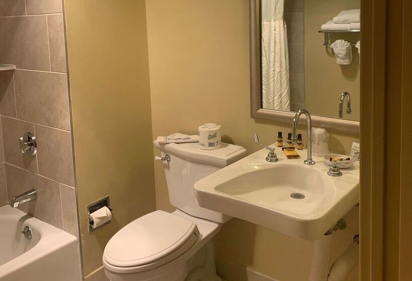 호텔 Best Western Plus Wilkes Barre Center City